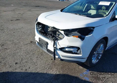 2024 Ford Edge Titanium z USA, uszkodzony, nr VIN 2FMPK4K94RBB09385